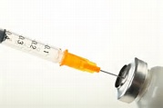 vaccine-shingles-senior-health-needle
